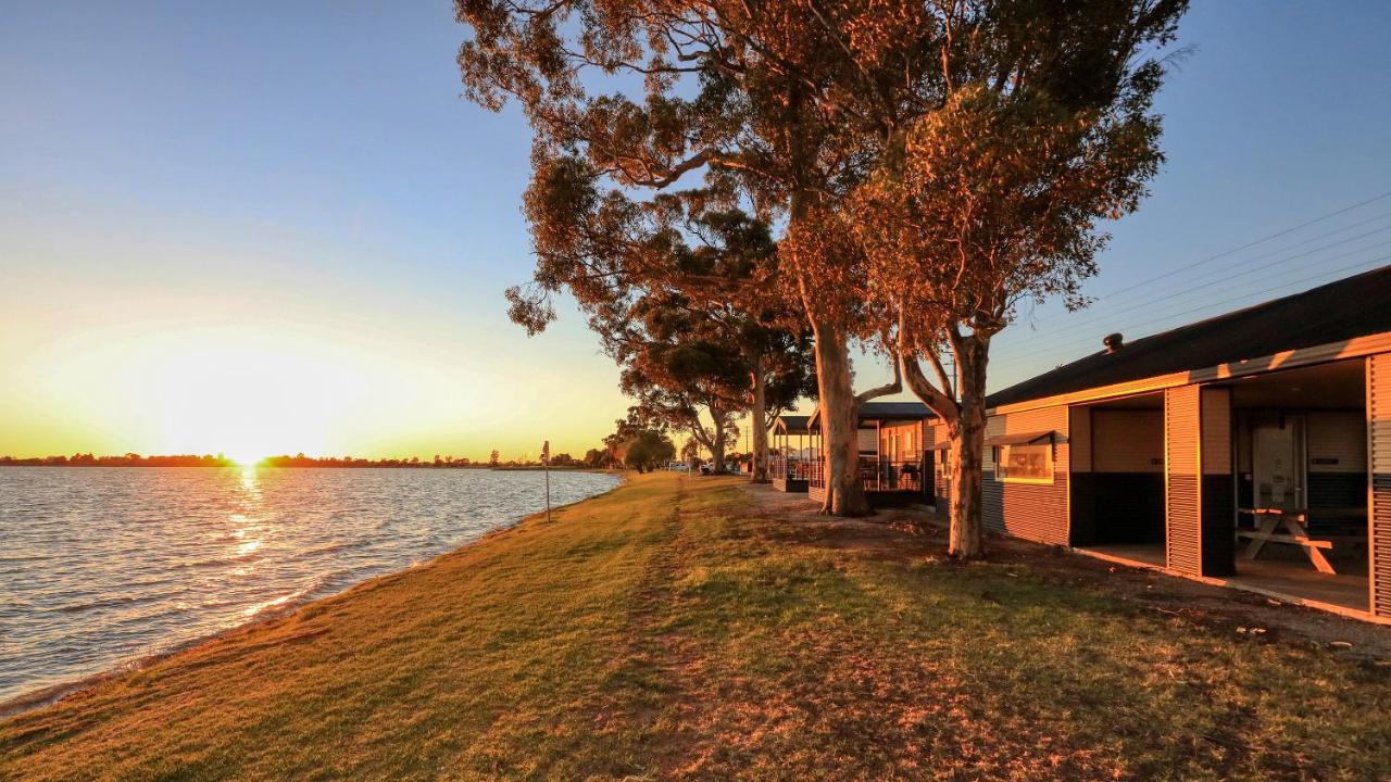 Lake Boga Caravan Park Dış mekan fotoğraf