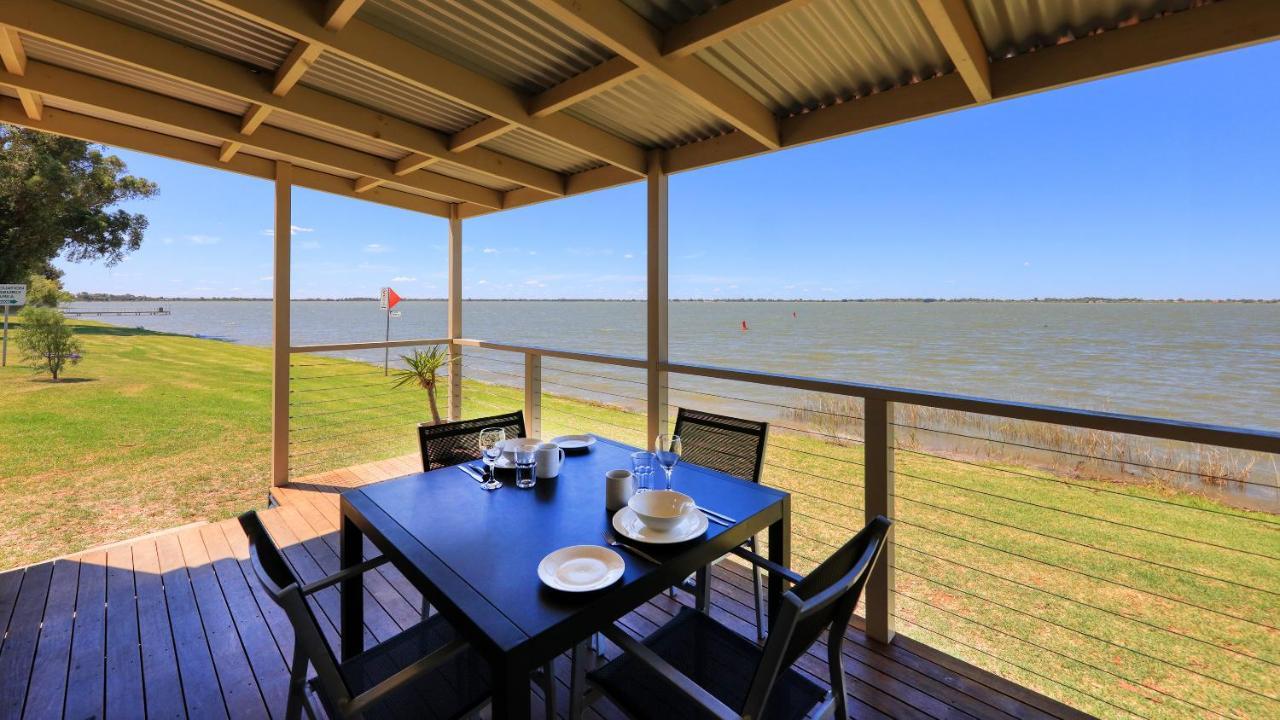 Lake Boga Caravan Park Dış mekan fotoğraf