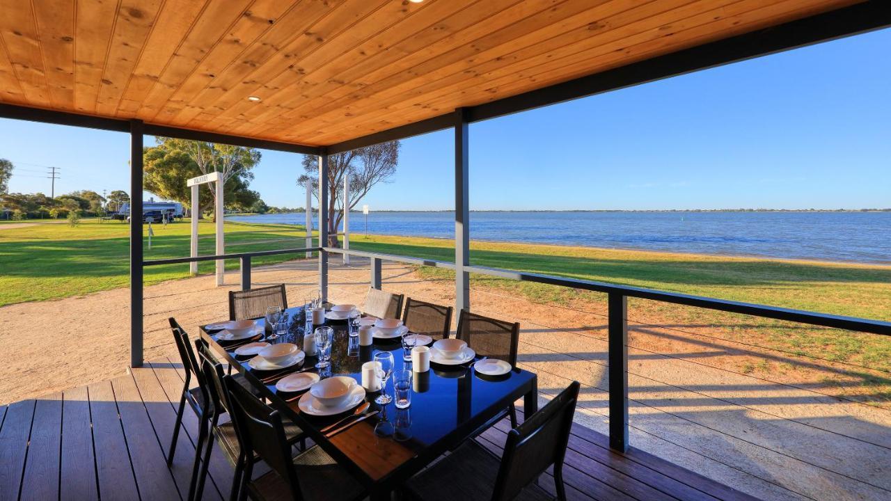 Lake Boga Caravan Park Dış mekan fotoğraf